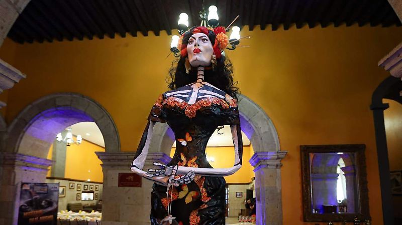 Altar en honor a El Santo Foto Francisco Rodríguez (8).jpeg